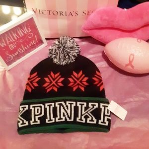 🎁NWT HOLIDAY, VS PINK TOBOGGAN